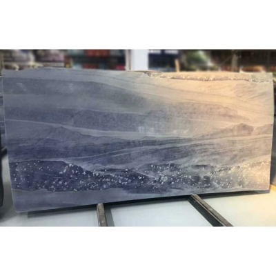 Grand puits de lumière en quartzite bleu