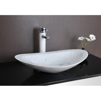 vasque en marbre blanc de Carrare